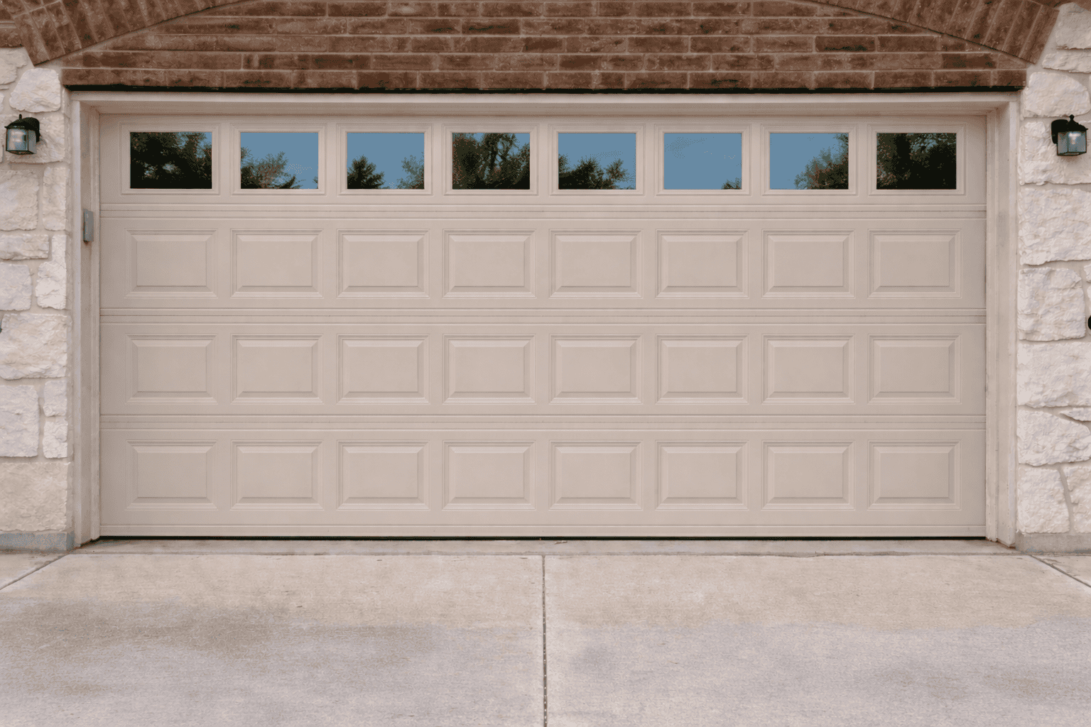 16x7 Short Panel Design - Almond - With Windows 16×7 Short Panel Design – Almond – With Windows