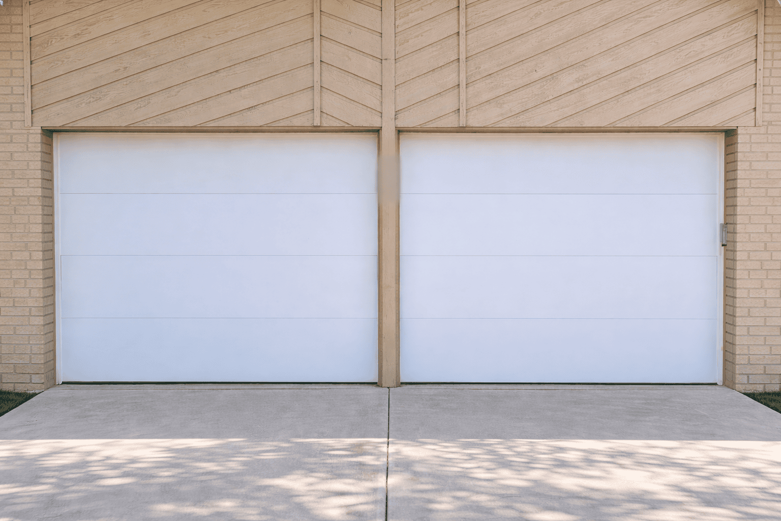 Flush Design - White Flush Design – White