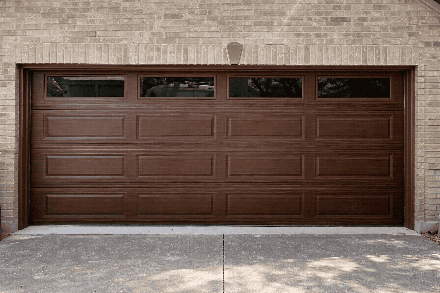 Long Panel Design - Classic Woodgrain - With Windows Long Panel Design – Classic Woodgrain – With Windows